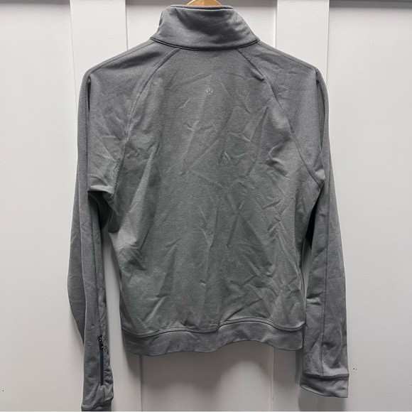 ⬇️$60 Lululemon mens grey zip up sweater - Picture 4 of 6